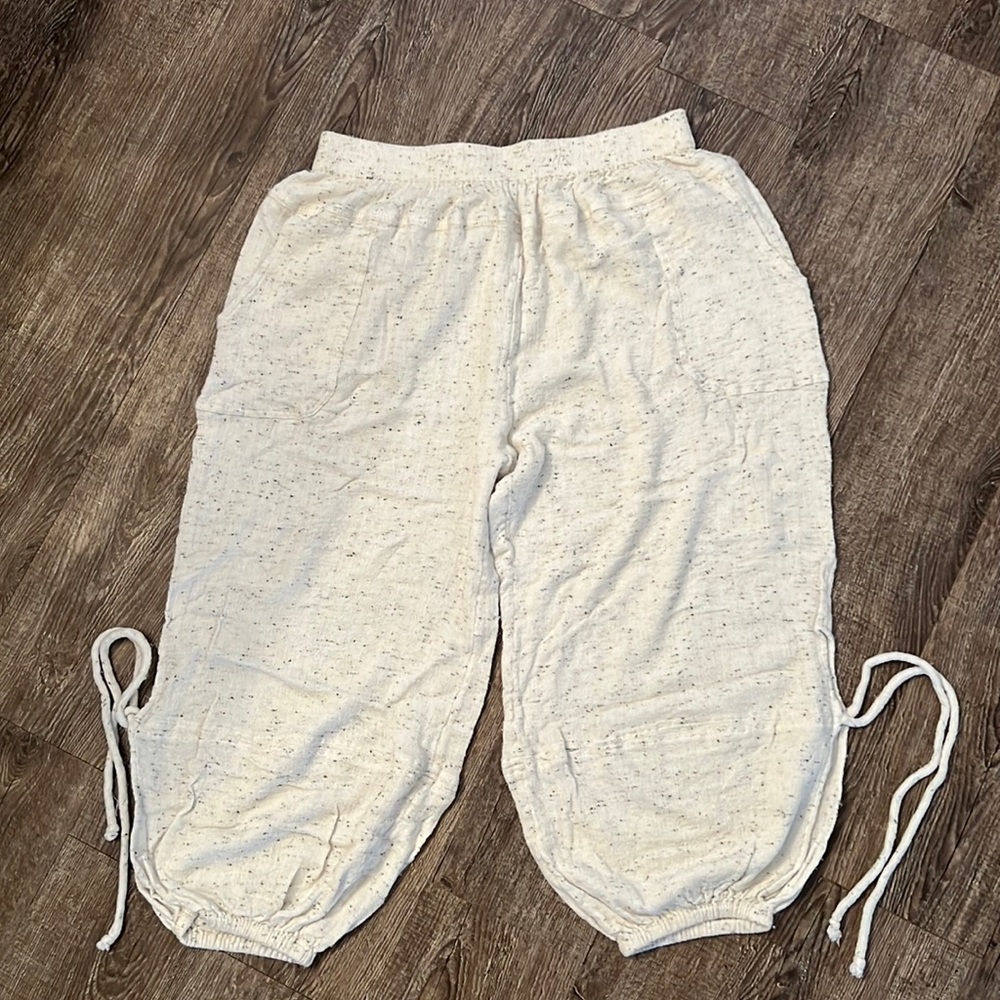 Anthropologie White and gray linen joggers